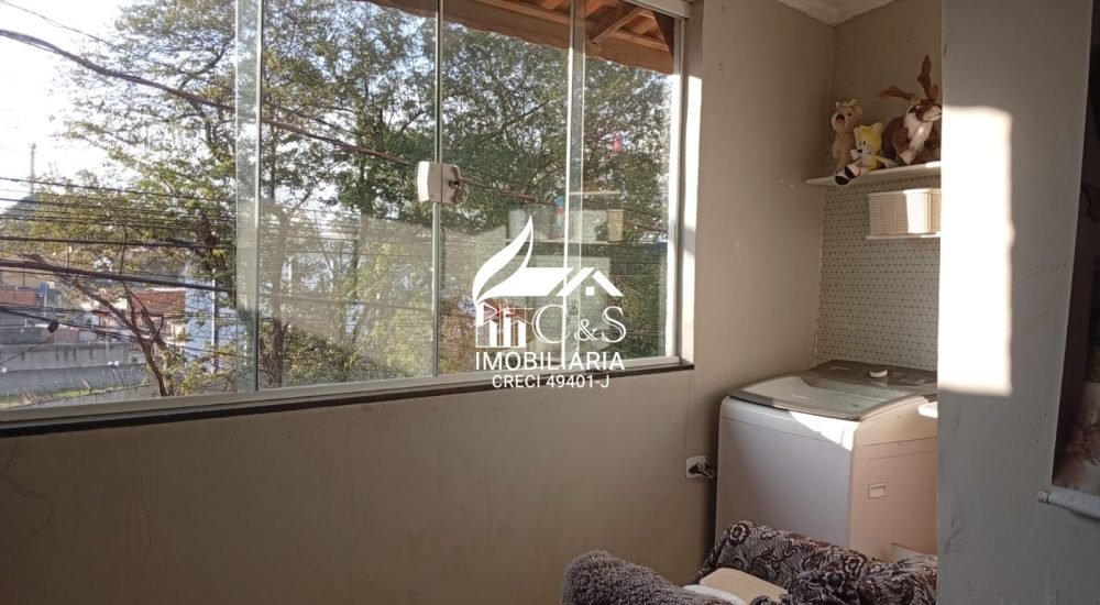 Sobrado à Venda no Jardim do Carmo em Itaquaquecetuba