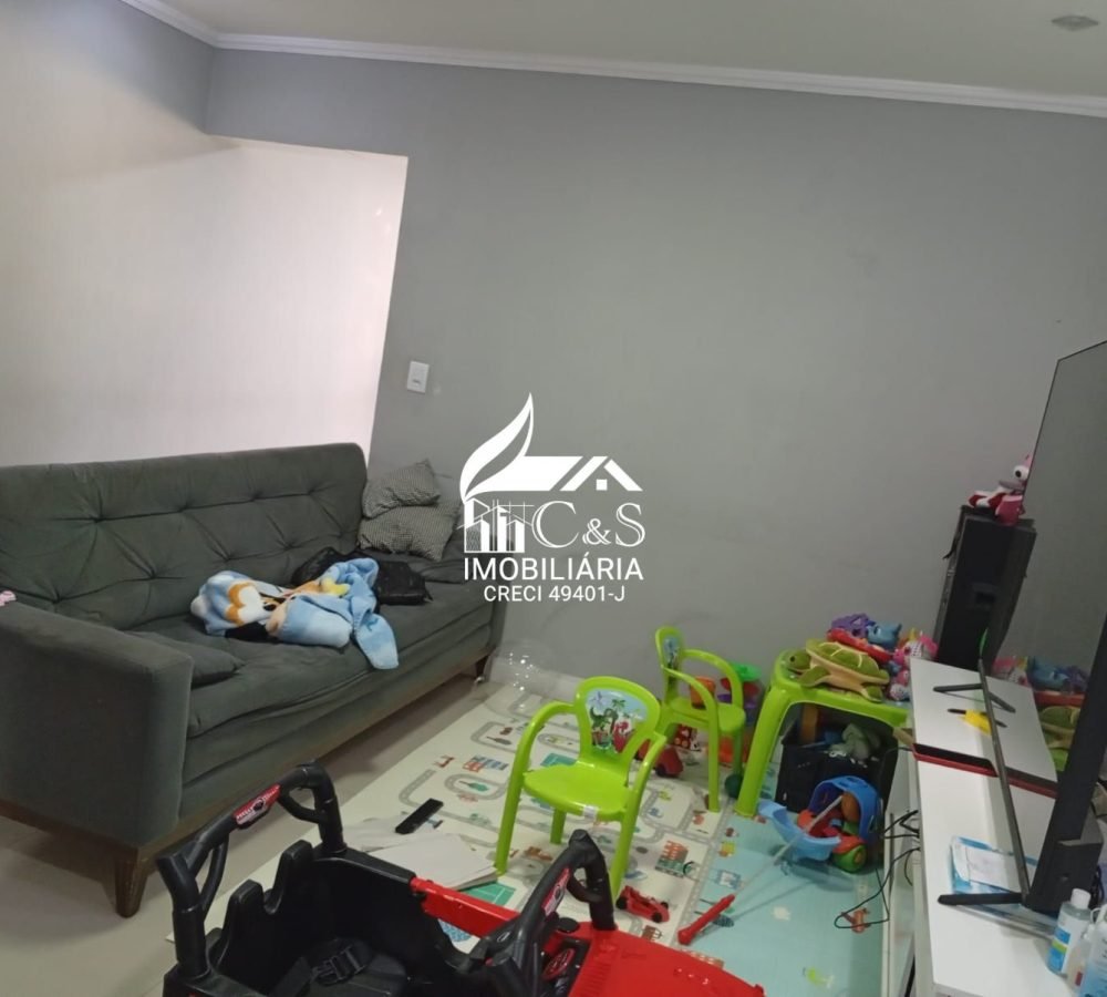 Sobrado à Venda no Jardim do Carmo em Itaquaquecetuba