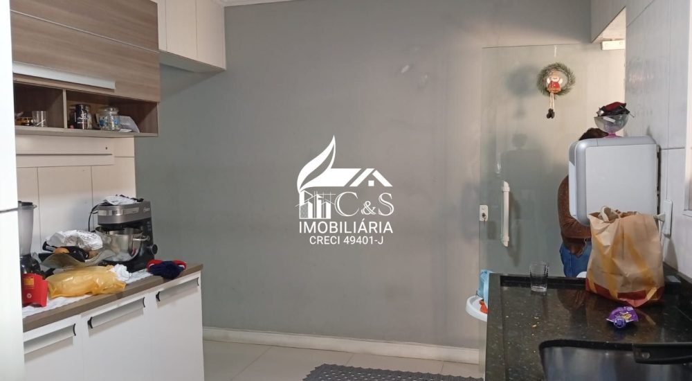 Sobrado à Venda no Jardim do Carmo em Itaquaquecetuba