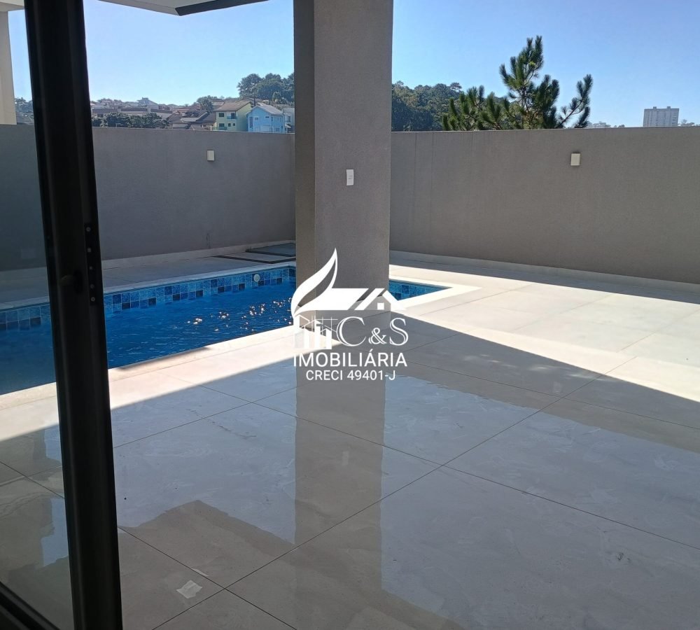 Casa à Venda Condomínio Real Park – Elegância e Espaço