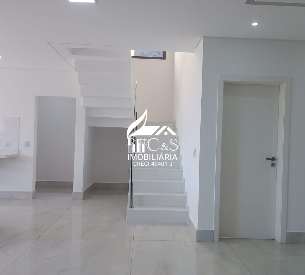 Casa à Venda Condomínio Real Park – Elegância e Espaço