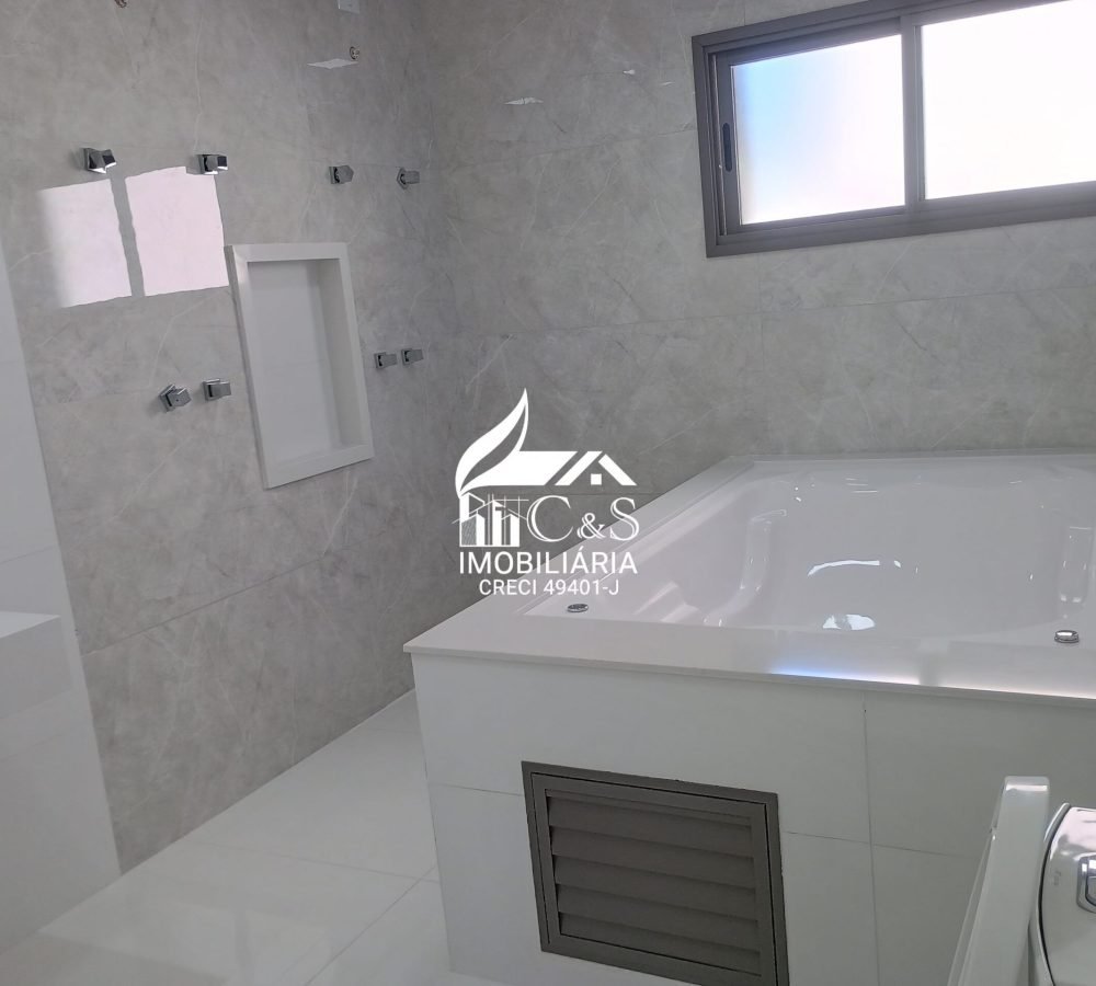 Casa à Venda Condomínio Real Park – Elegância e Espaço