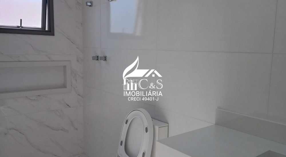 Casa à Venda Condomínio Real Park – Elegância e Espaço