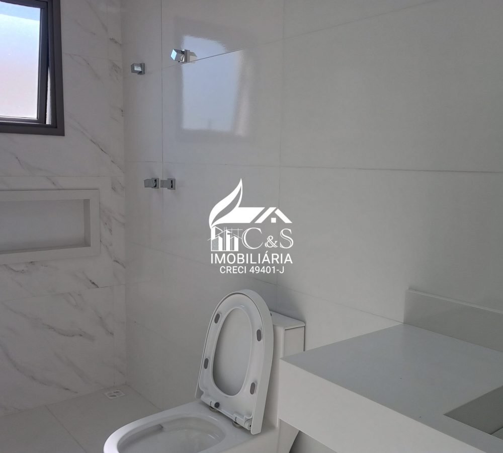 Casa à Venda Condomínio Real Park – Elegância e Espaço