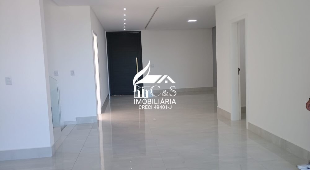 Casa à Venda Condomínio Real Park – Luxo e Conforto