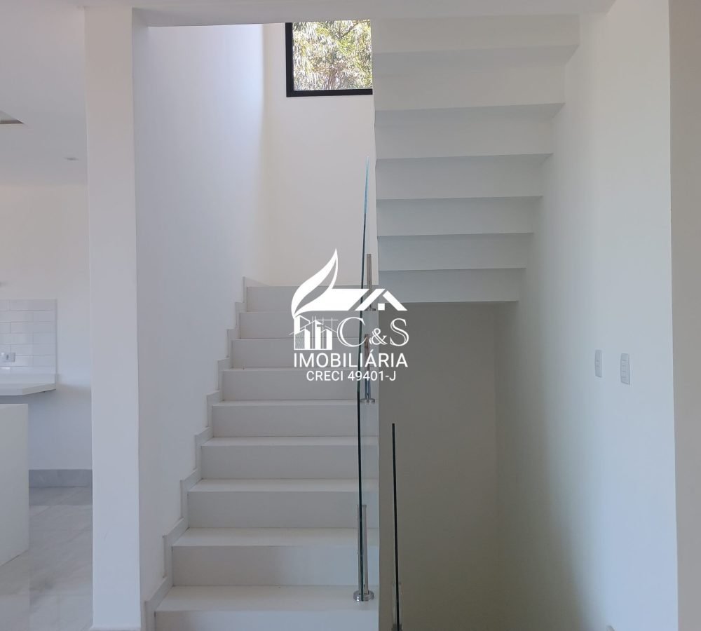 Casa à Venda Condomínio Real Park – Luxo e Conforto