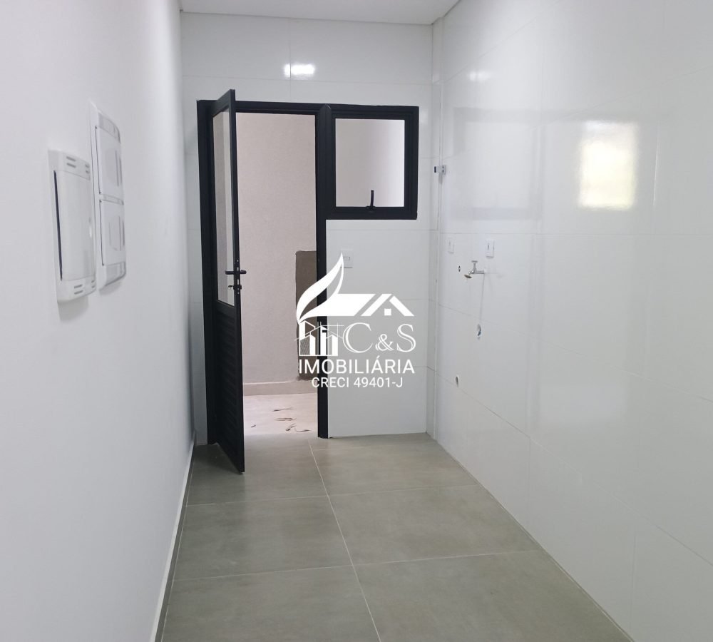 Casa à Venda Condomínio Real Park – Luxo e Conforto