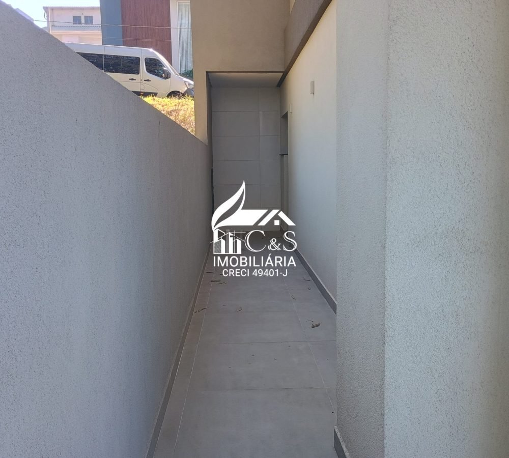 Casa à Venda Condomínio Real Park – Luxo e Conforto