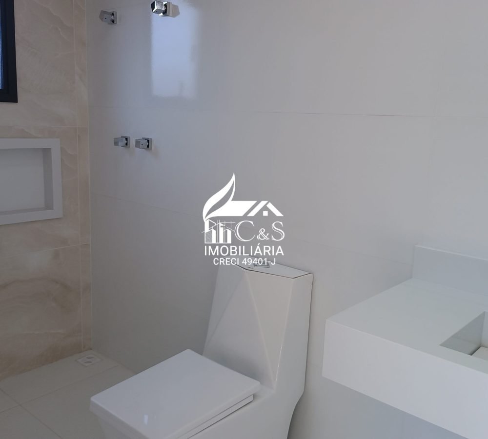 Casa à Venda Condomínio Real Park – Luxo e Conforto