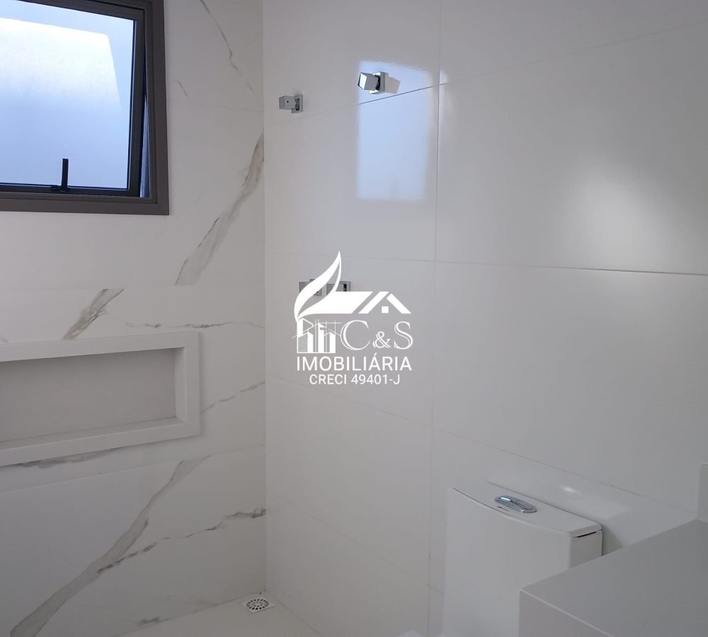 Residência de Alto Padrão Condomínio Real Park