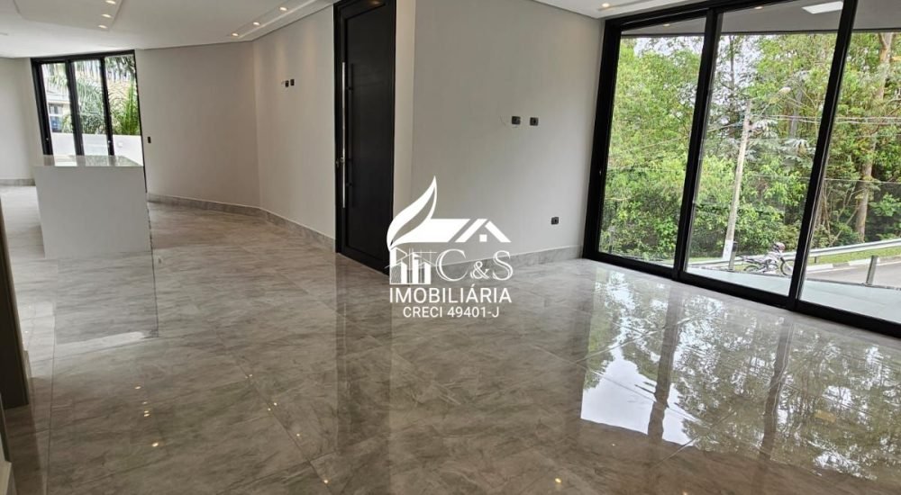 Casa à Venda Condomínio Real Park – Elegância e Natureza