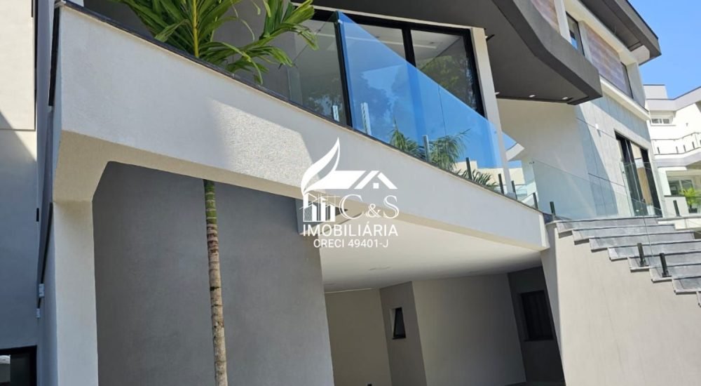 Casa à Venda Condomínio Real Park – Elegância e Natureza