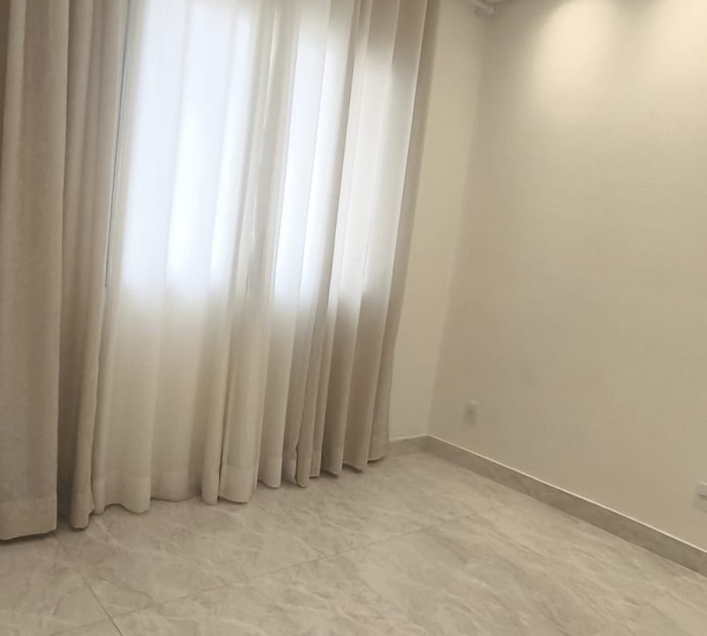 Condomínio Vila dos Ipês, Arujá Center Ville