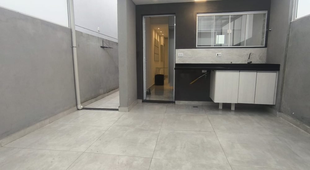 Condomínio Vila dos Ipês, Arujá Center Ville