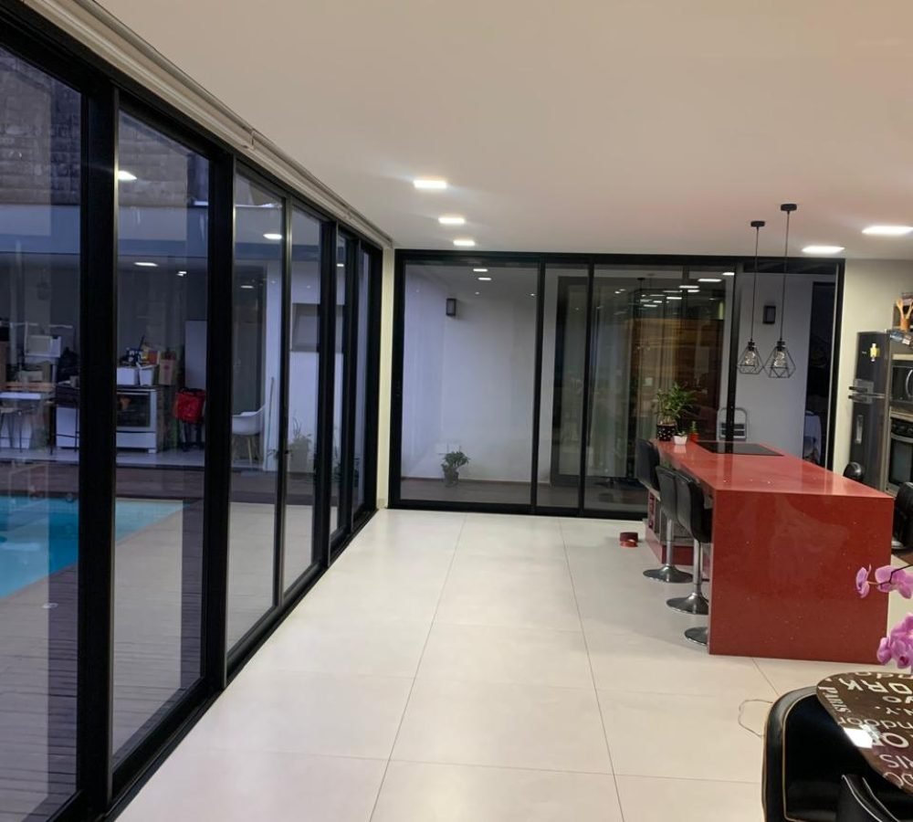 Casa para Locação no Residencial Real Park, Arujá