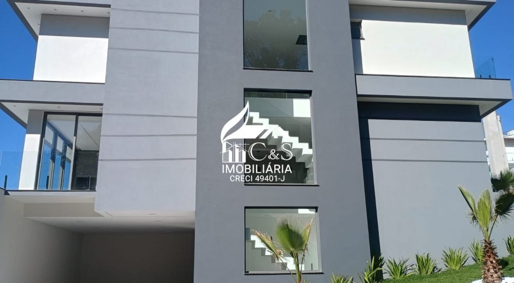 Casa à Venda Condomínio Real Park – Luxo e Espaço