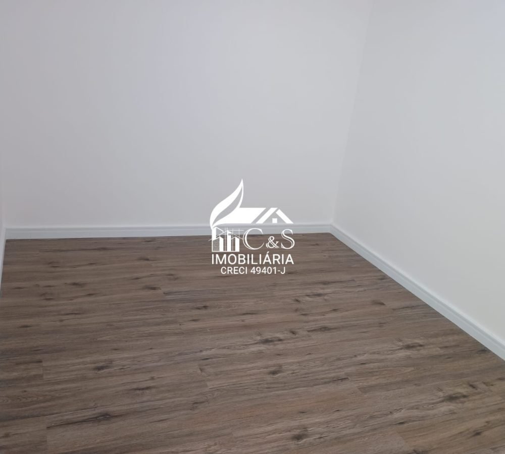 Casa à Venda Condomínio Real Park – Luxo e Espaço