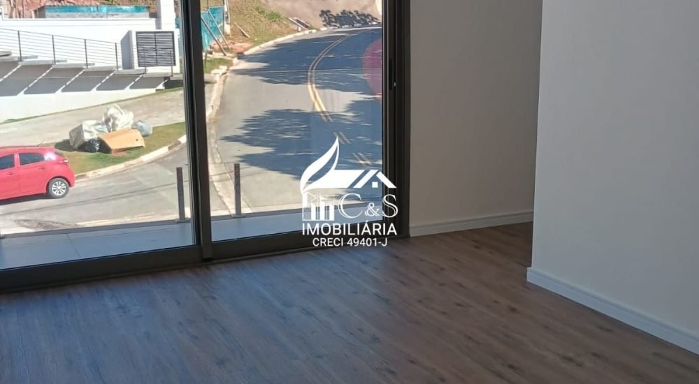 Casa à Venda Condomínio Real Park – Luxo e Espaço