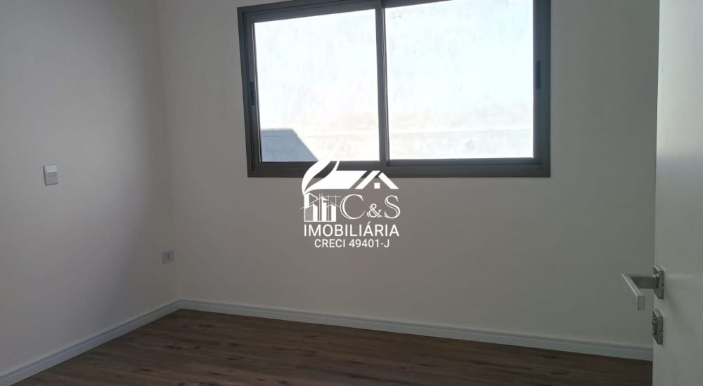 Casa à Venda Condomínio Real Park – Luxo e Espaço