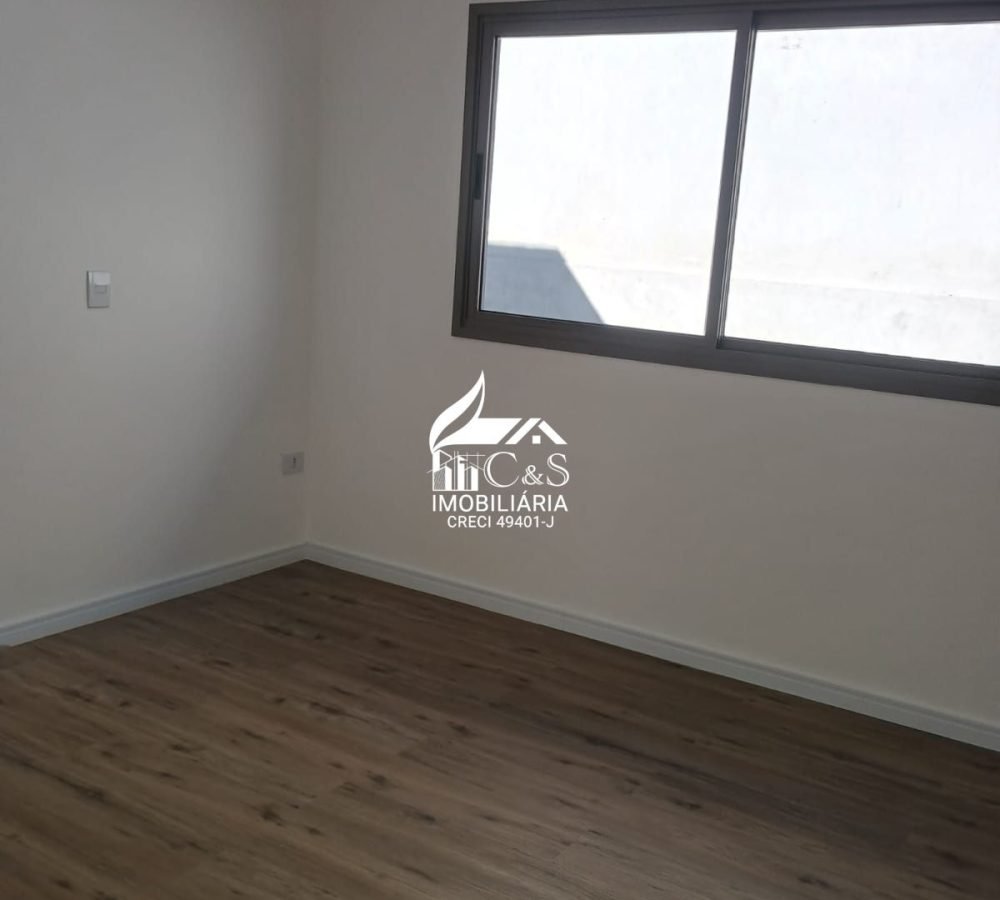 Casa à Venda Condomínio Real Park – Luxo e Espaço