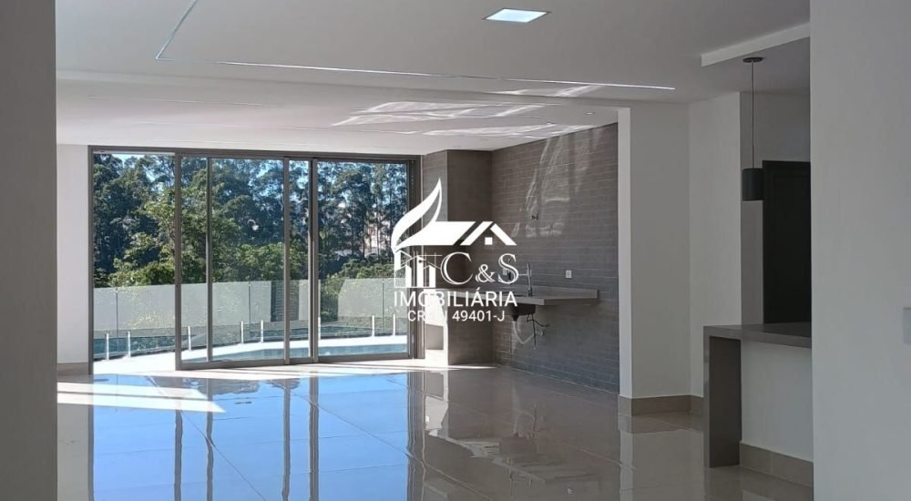 Casa à Venda Condomínio Real Park – Luxo e Espaço
