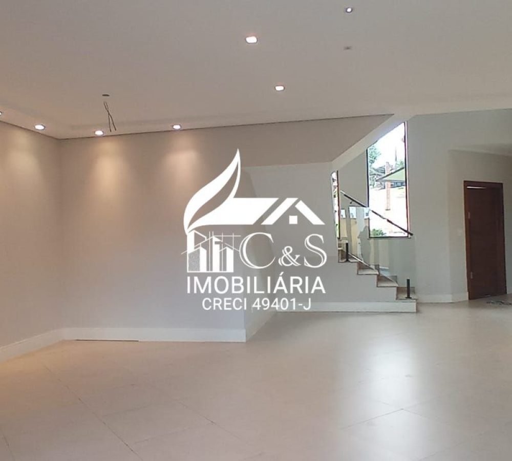 Casa a venda Condomínio Arujá Ville – Luxo e Conveniência