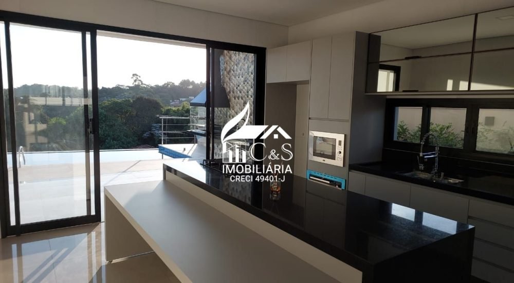 Casa 3 Suítes Arujá no Condomínio Arujazinho IV