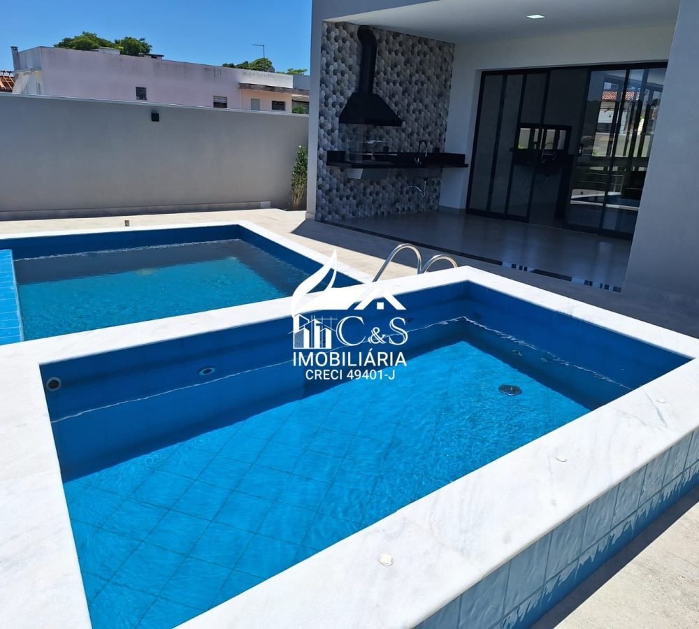 Casa 3 Suítes Arujá no Condomínio Arujazinho IV