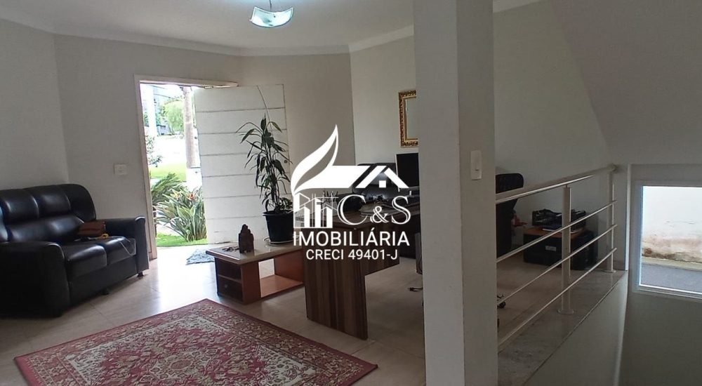 Casa com Piscina Arujá no Condomínio Arujá Ville