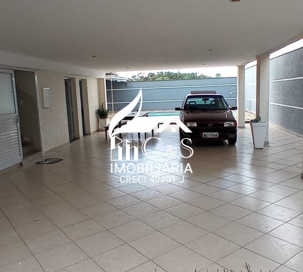 Casa com Piscina Arujá no Condomínio Arujá Ville