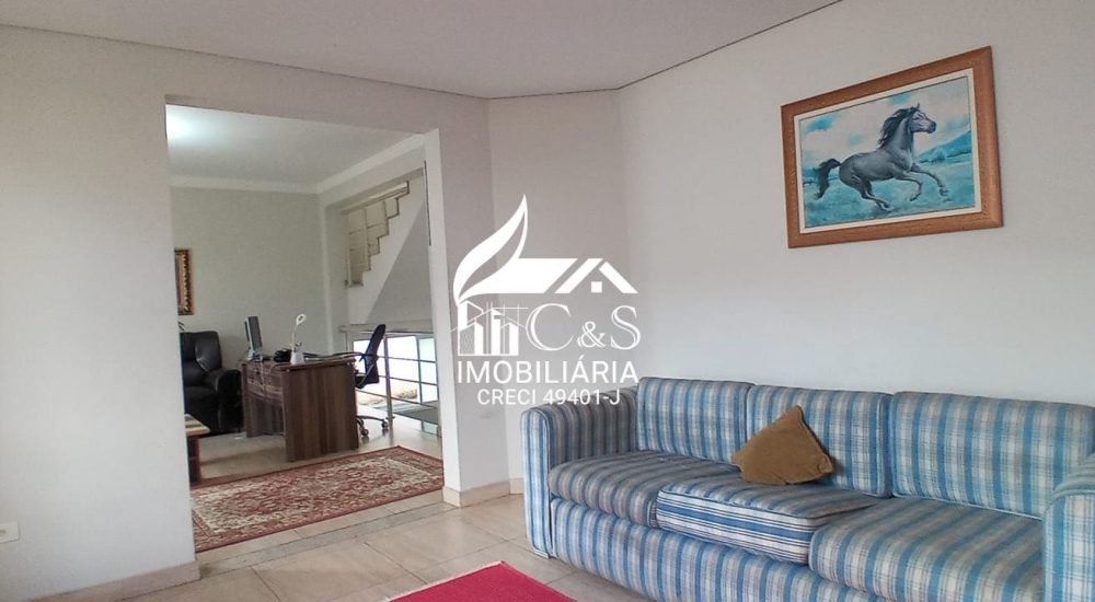 Casa com Piscina Arujá no Condomínio Arujá Ville