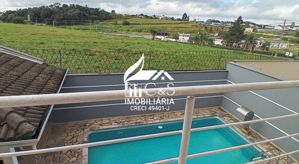 Casa com Piscina Arujá no Condomínio Arujá Ville