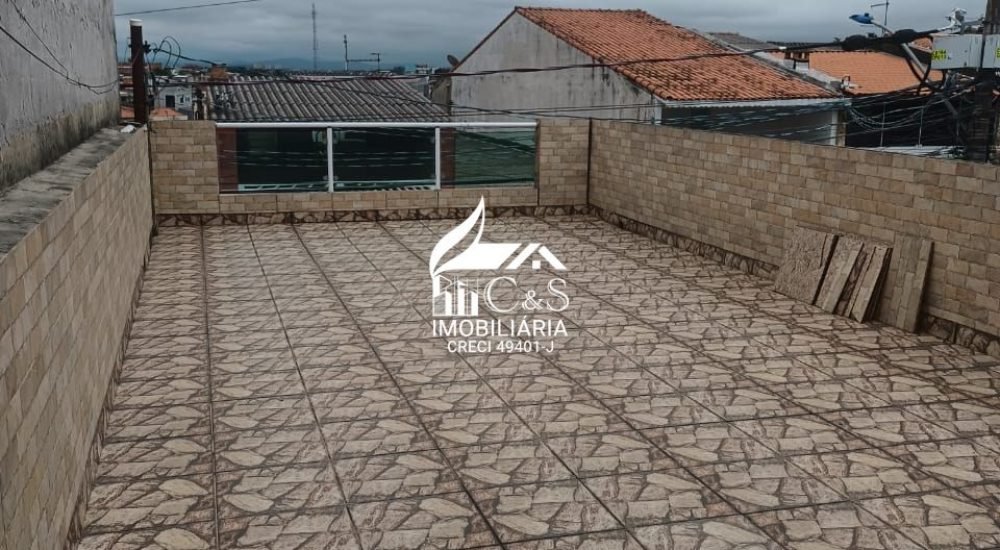 Oportunidade em Itaqua: Sobrado 4 Dorms por R$ 550 Mil