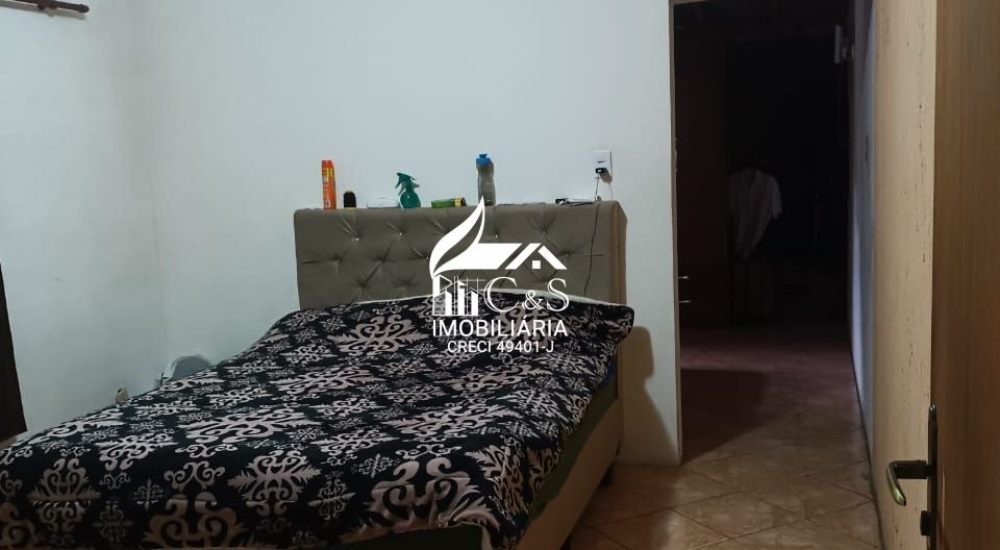 Oportunidade em Itaqua: Sobrado 4 Dorms por R$ 550 Mil