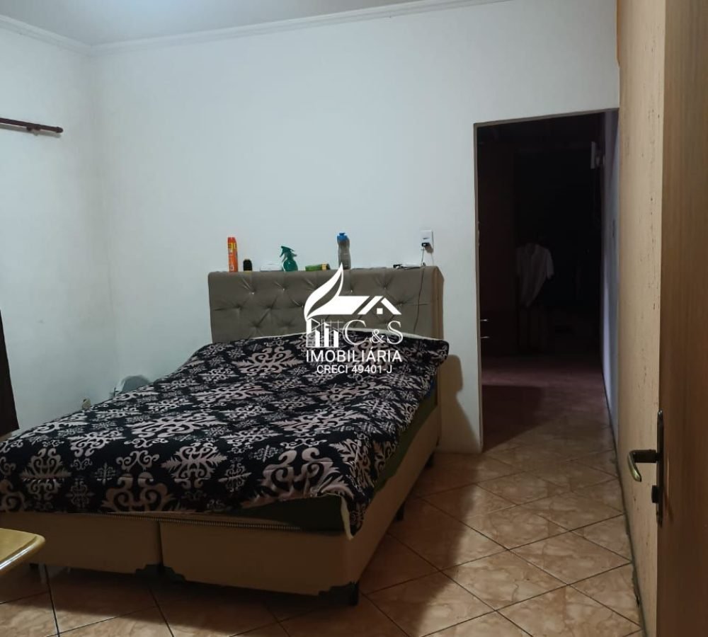 Oportunidade em Itaqua: Sobrado 4 Dorms por R$ 550 Mil