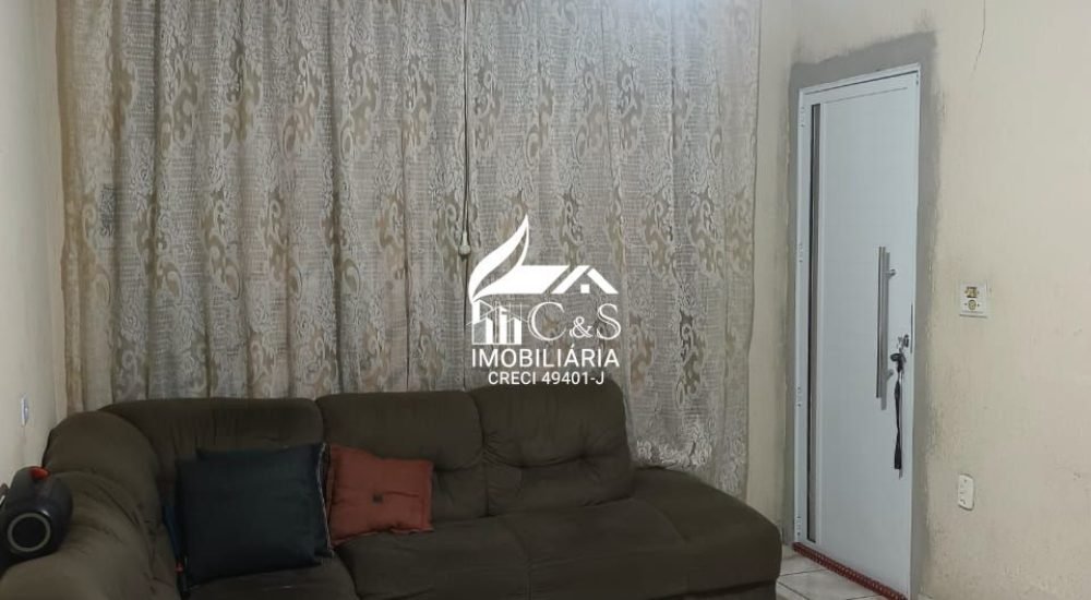 Oportunidade em Itaqua: Sobrado 4 Dorms por R$ 550 Mil