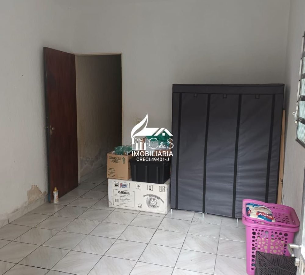 Oportunidade em Itaqua: Sobrado 4 Dorms por R$ 550 Mil