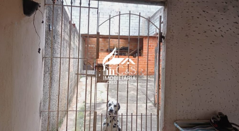 Oportunidade em Itaqua: Sobrado 4 Dorms por R$ 550 Mil