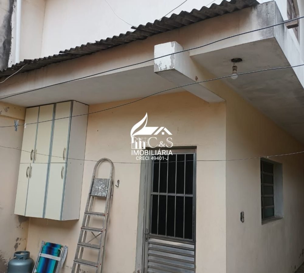 Oportunidade em Itaqua: Sobrado 4 Dorms por R$ 550 Mil