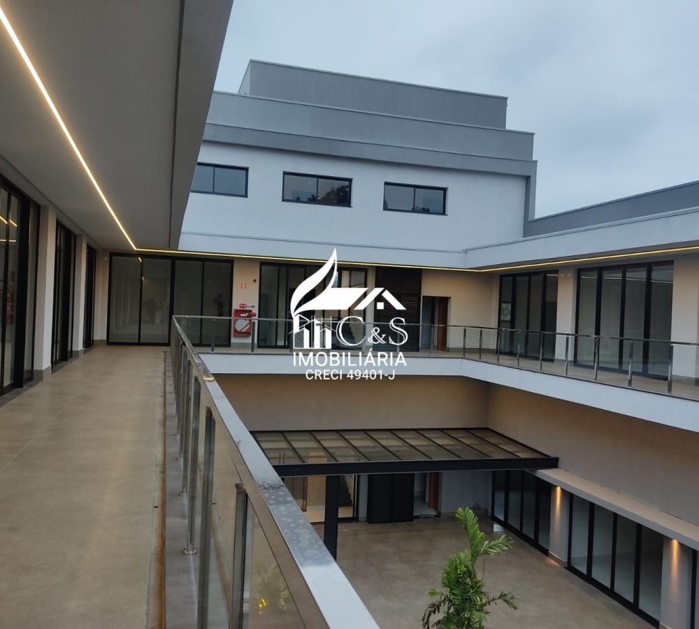 Salas Comerciais no Boulevart Arujá | 100m² com Infraestrutura