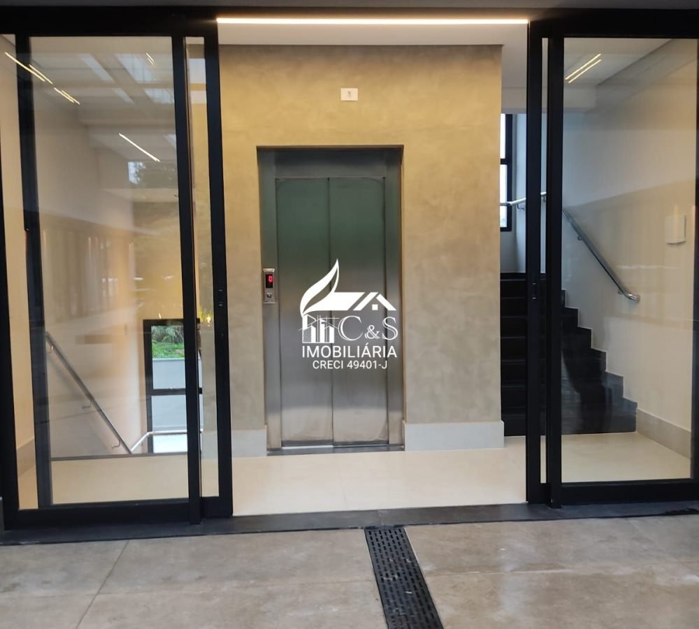 Salas Comerciais no Boulevart Arujá | 100m² com Infraestrutura