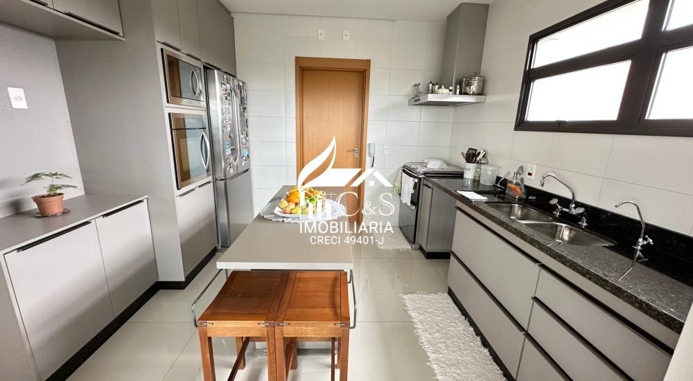 Elegância e Exclusividade no Condomínio Horizontes Arujá!