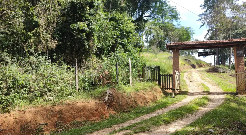 entrada-chacara-em-nazare-paulista-com-portao-estrada-do-riacho-cima.jpg-04