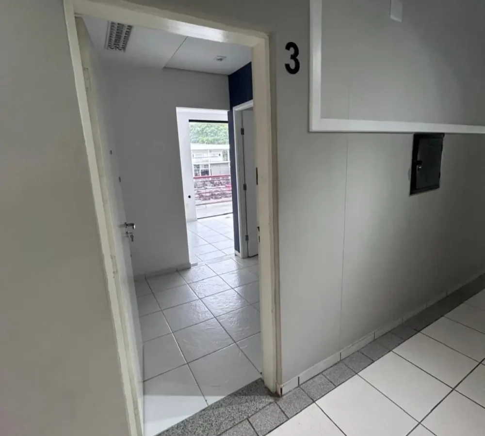sala-comercial-aluguel-aruja-1200-reais.jpg