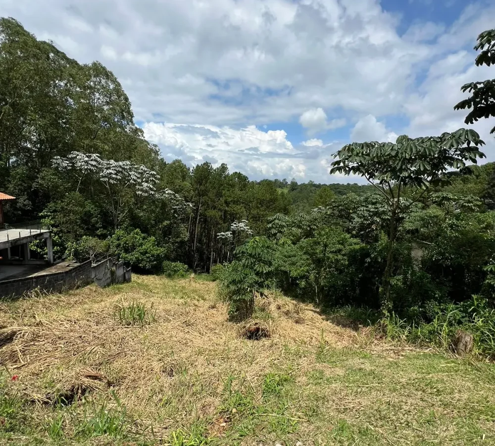 terreno-1780m2-aruja-hills1.jpg